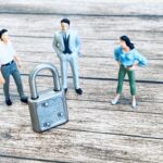 双務契約と片務契約の違いと労働法における実務的意義を徹底解説